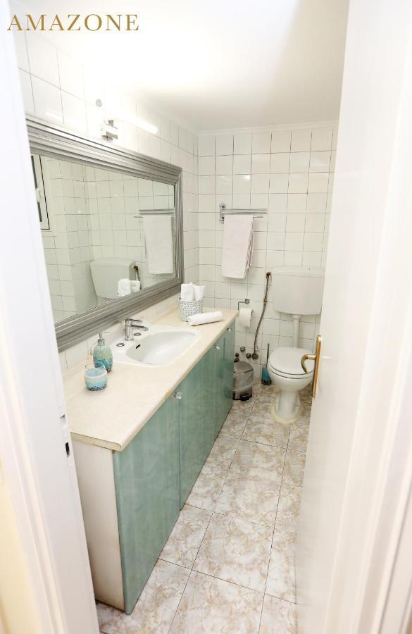 Melma Properties-Amazone-Premium Apartment In Piraeus Center Kültér fotó