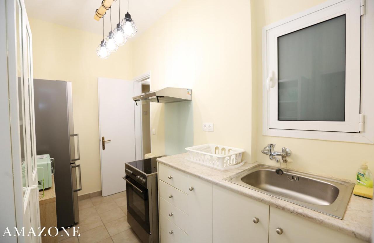 Melma Properties-Amazone-Premium Apartment In Piraeus Center Kültér fotó