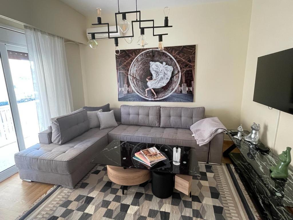 Melma Properties-Amazone-Premium Apartment In Piraeus Center Kültér fotó